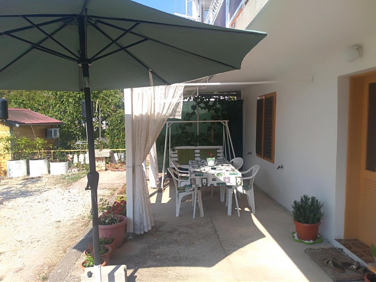 פרימוסטן Apartmani Krbelica 1 מראה חיצוני תמונה